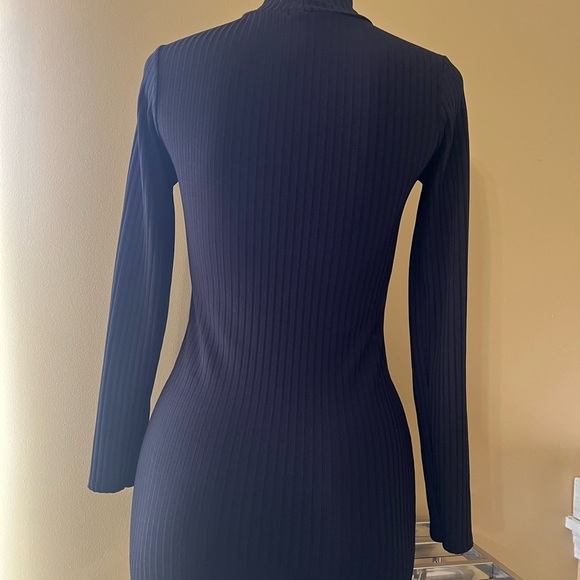Boohoo Black Ribbed Long Sleeve Stretch Dress - Picture 2 of 7